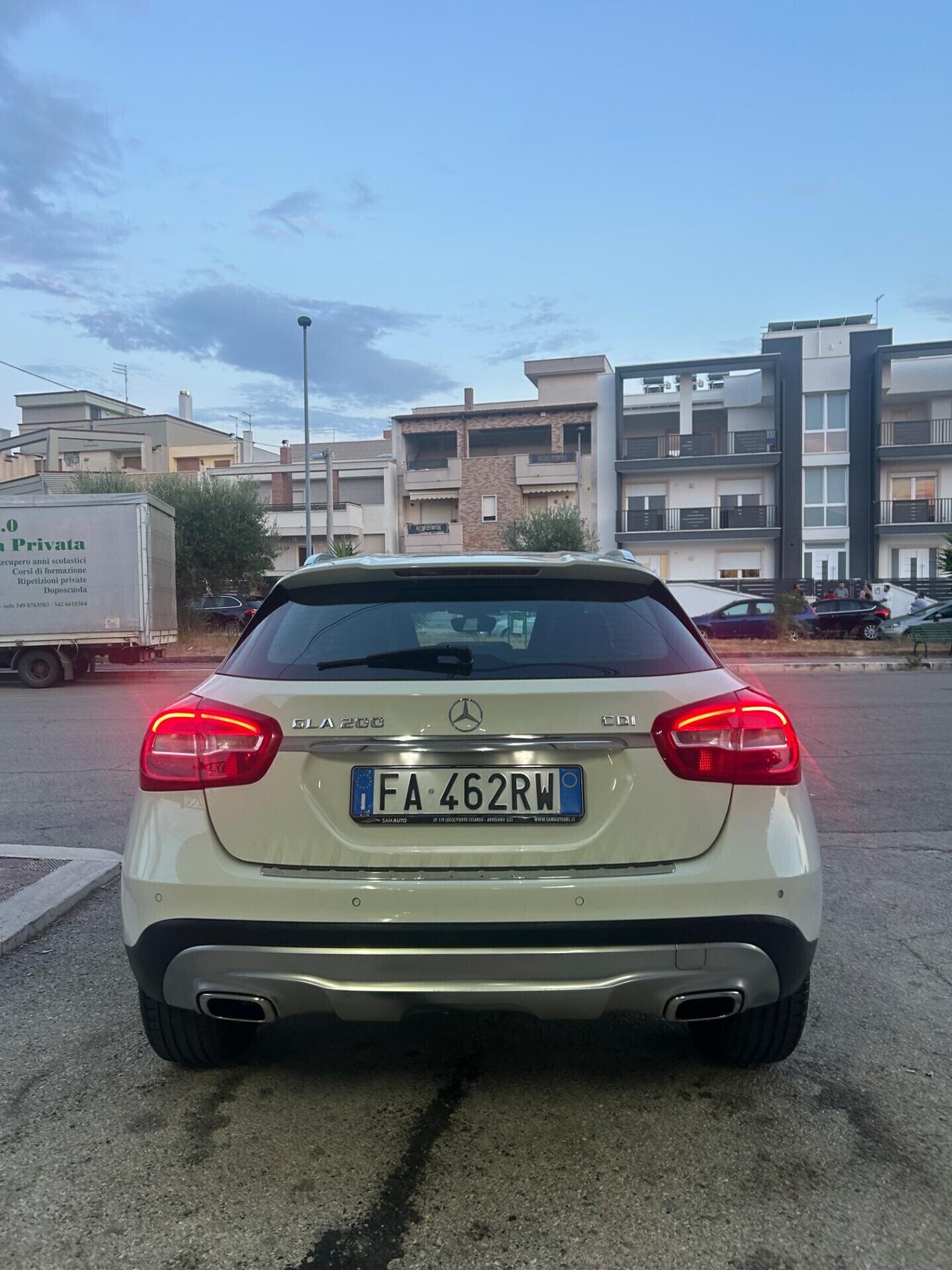 MERCEDES BENZ GLA SPORT
