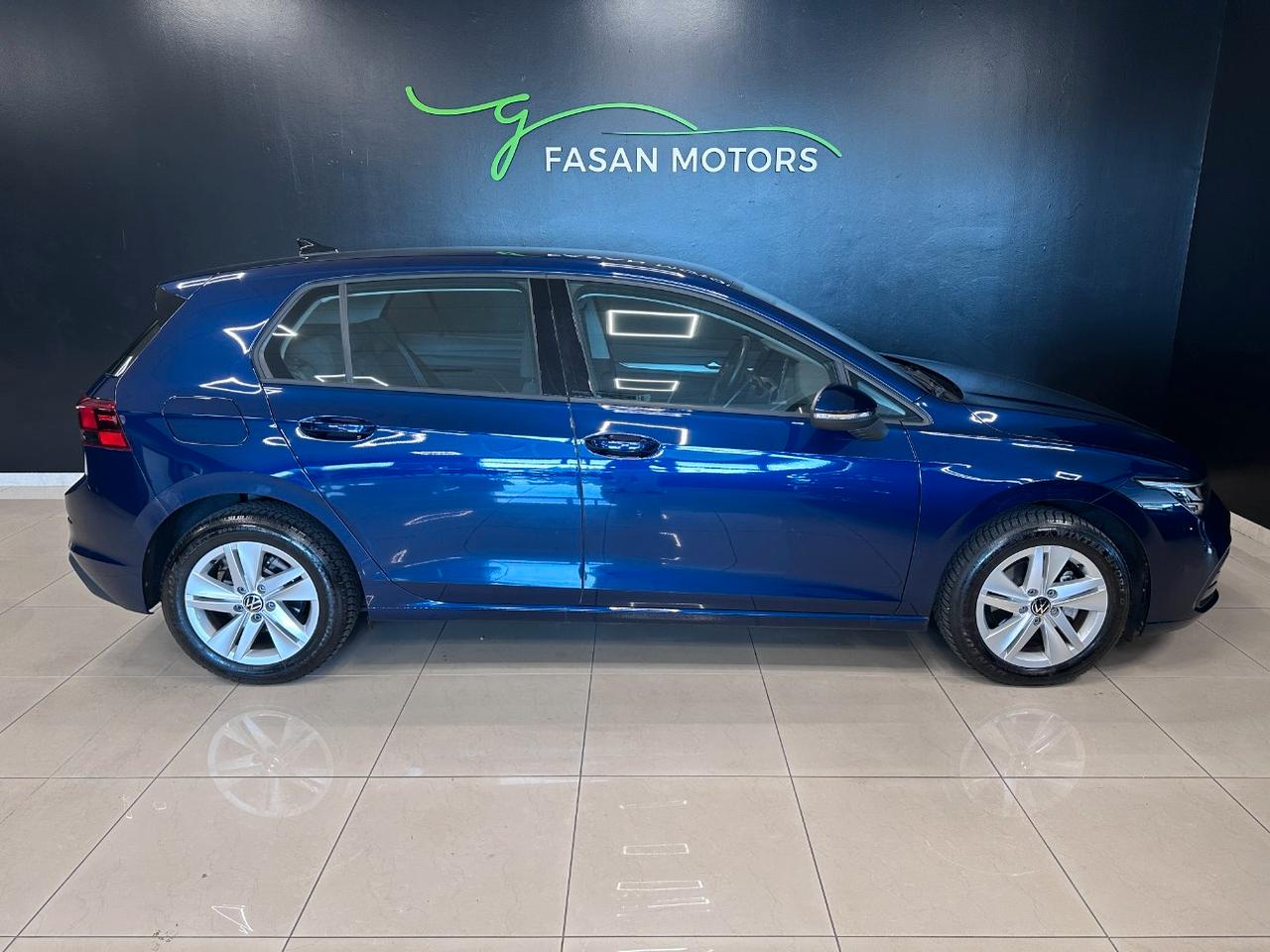 Volkswagen Golf 1.5 etsi evo Life 130cv dsg