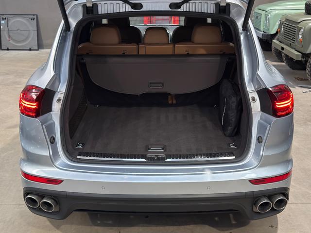 PORSCHE Cayenne 4.1 S Diesel