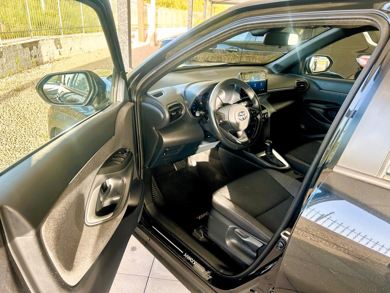 Toyota Yaris Cross 1.5 Hybrid 5p. E-CVT Business