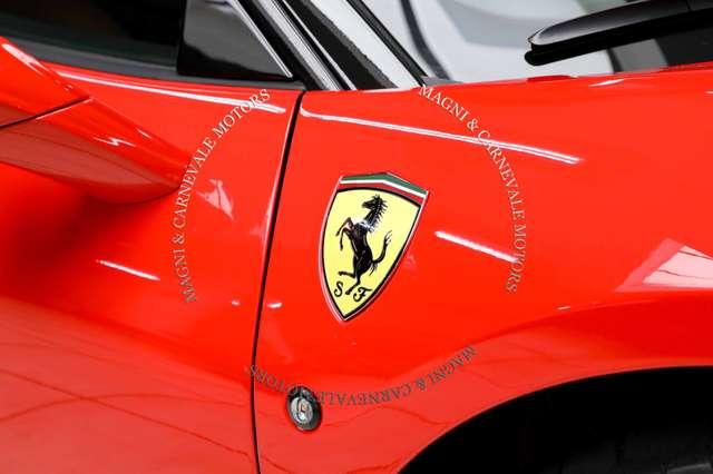 Ferrari F8 Tributo LIFT SYSTEM|CARBON PACK|SCUDETTI|ROSSO SCUDERIA|