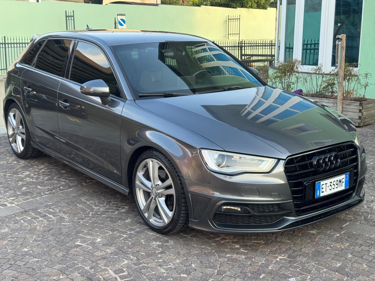 Audi A3 2.0 TDI 184CV quattro Stronic Sline