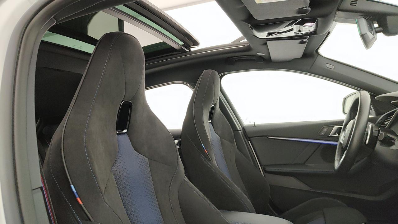 BMW Serie 1 F40 - M 135i xdrive auto
