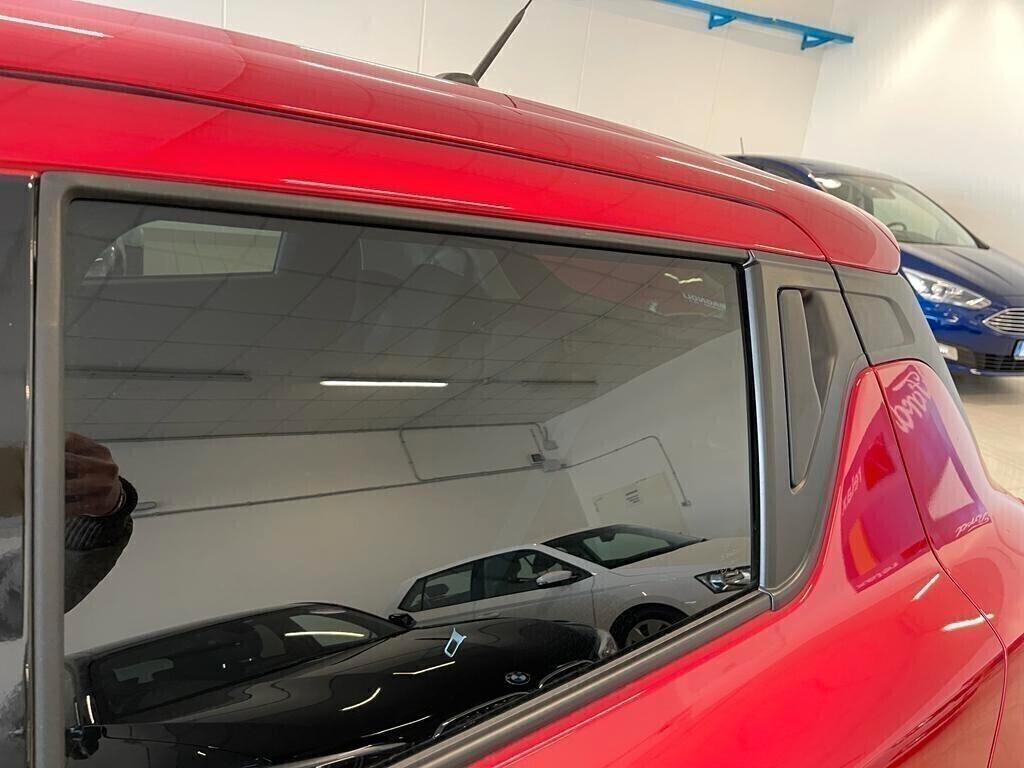 Suzuki Swift COOL 1.2 Hybrid 5p. UNICO PR.