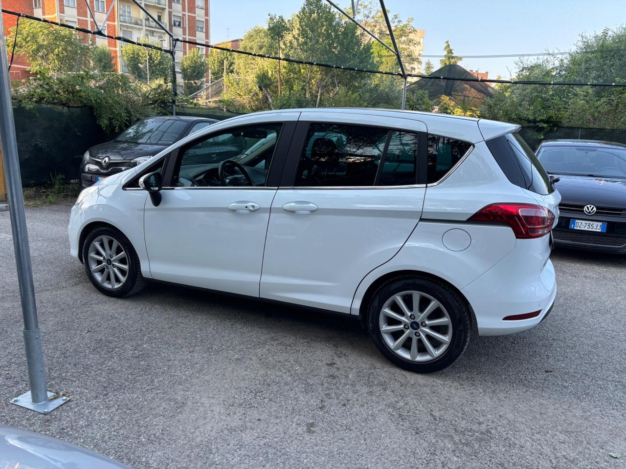 Ford B-Max 1.0 benzina 100 CV Titanium OK NEOPATENTATI