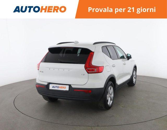 VOLVO XC40 T3