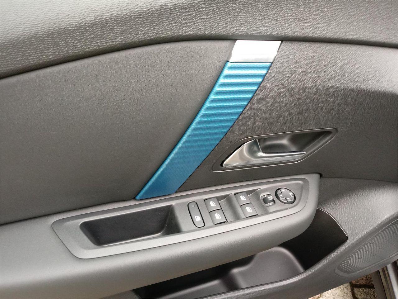 CITROEN C4 e-C4 motore elettrico 136 CV Shine