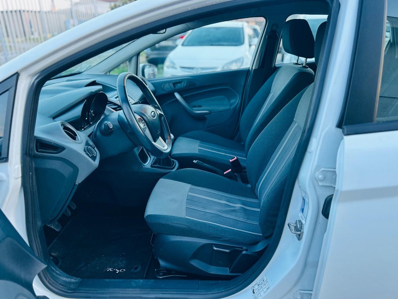 Ford Fiesta 1.4 5 porte Bz.- GPL Titanium