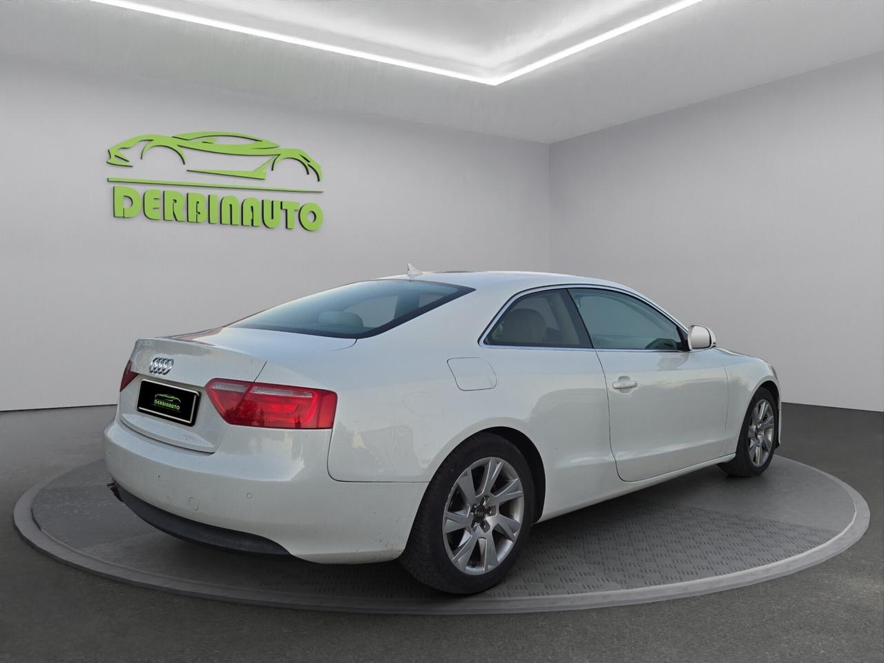 Audi A5 2.0 TFSI 180 CV Ambition
