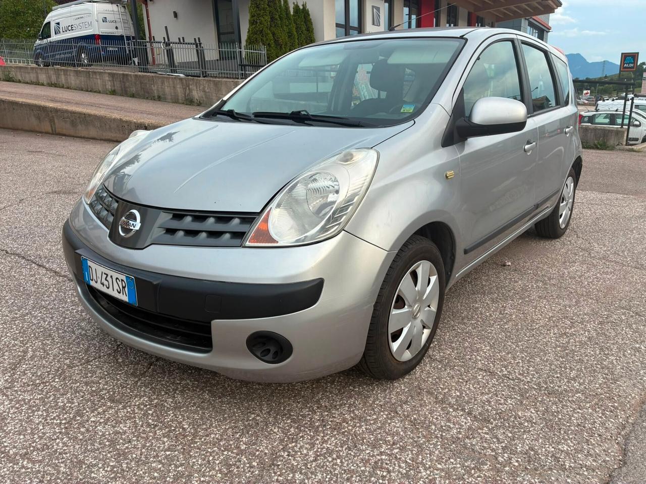 Nissan Note 1.4 BENZINA