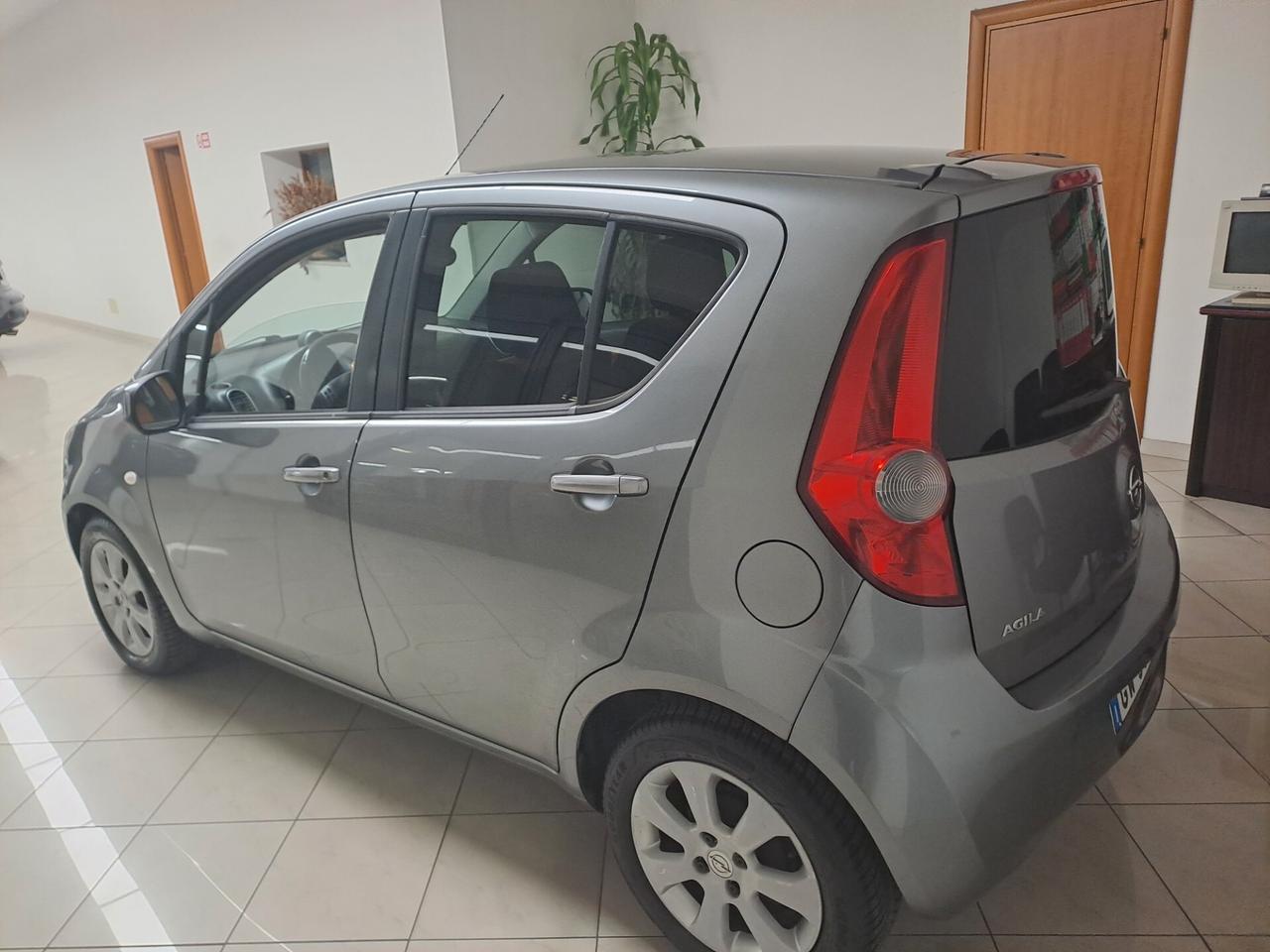 Opel Agila 1.0 12V 65CV Enjoy