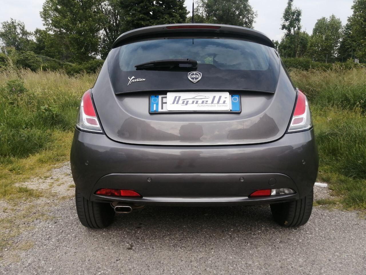Lancia Ypsilon 1.3 MJT 95 CV 5 porte Gold