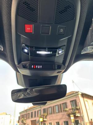 Jeep Avenger 1.2 turbo e-hybrid mhev Summit fwd 110cv edct6