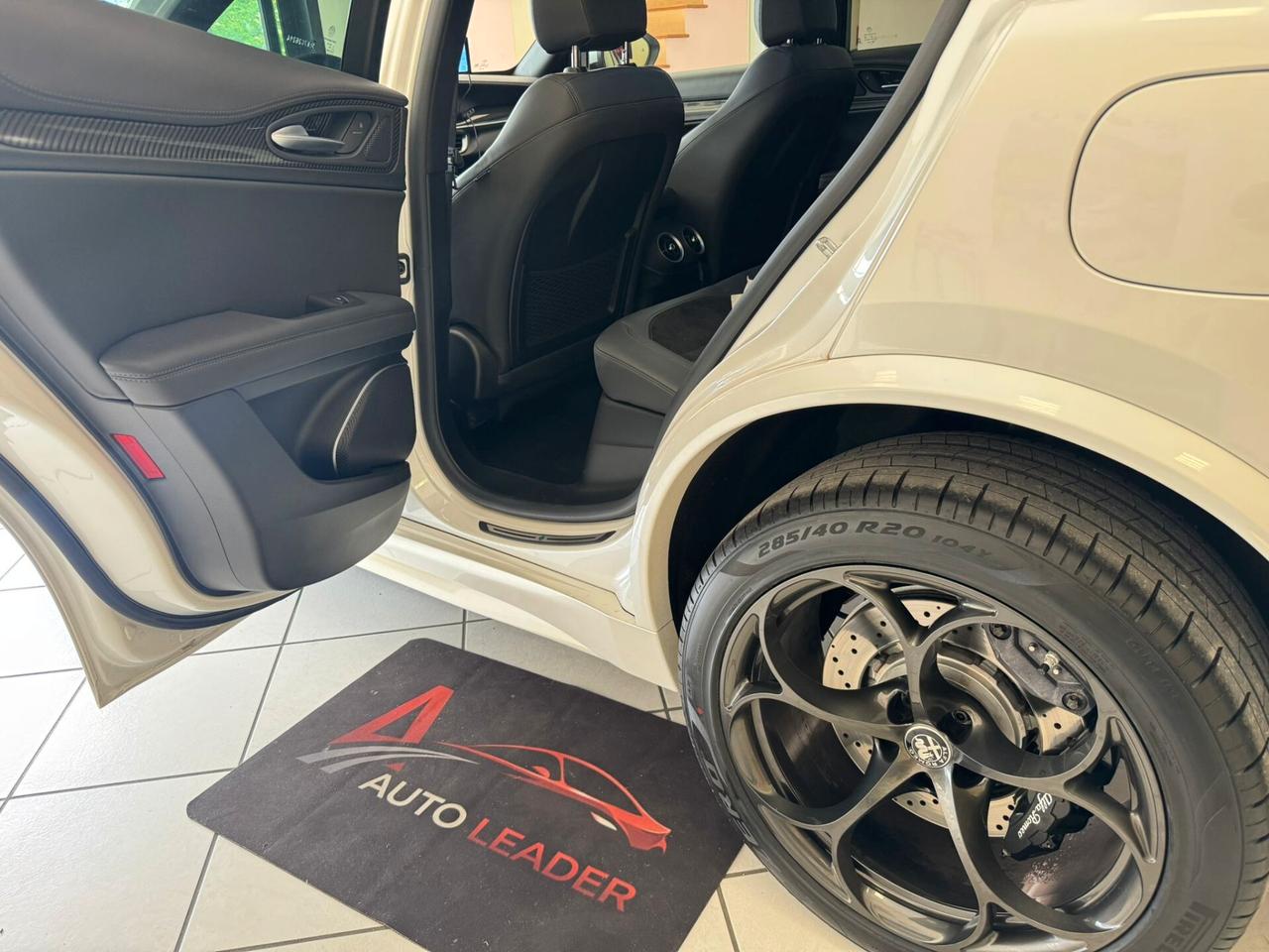 Alfa Romeo Stelvio 2.9 Bi-Turbo V6 510 CV AT8 Quadrifoglio