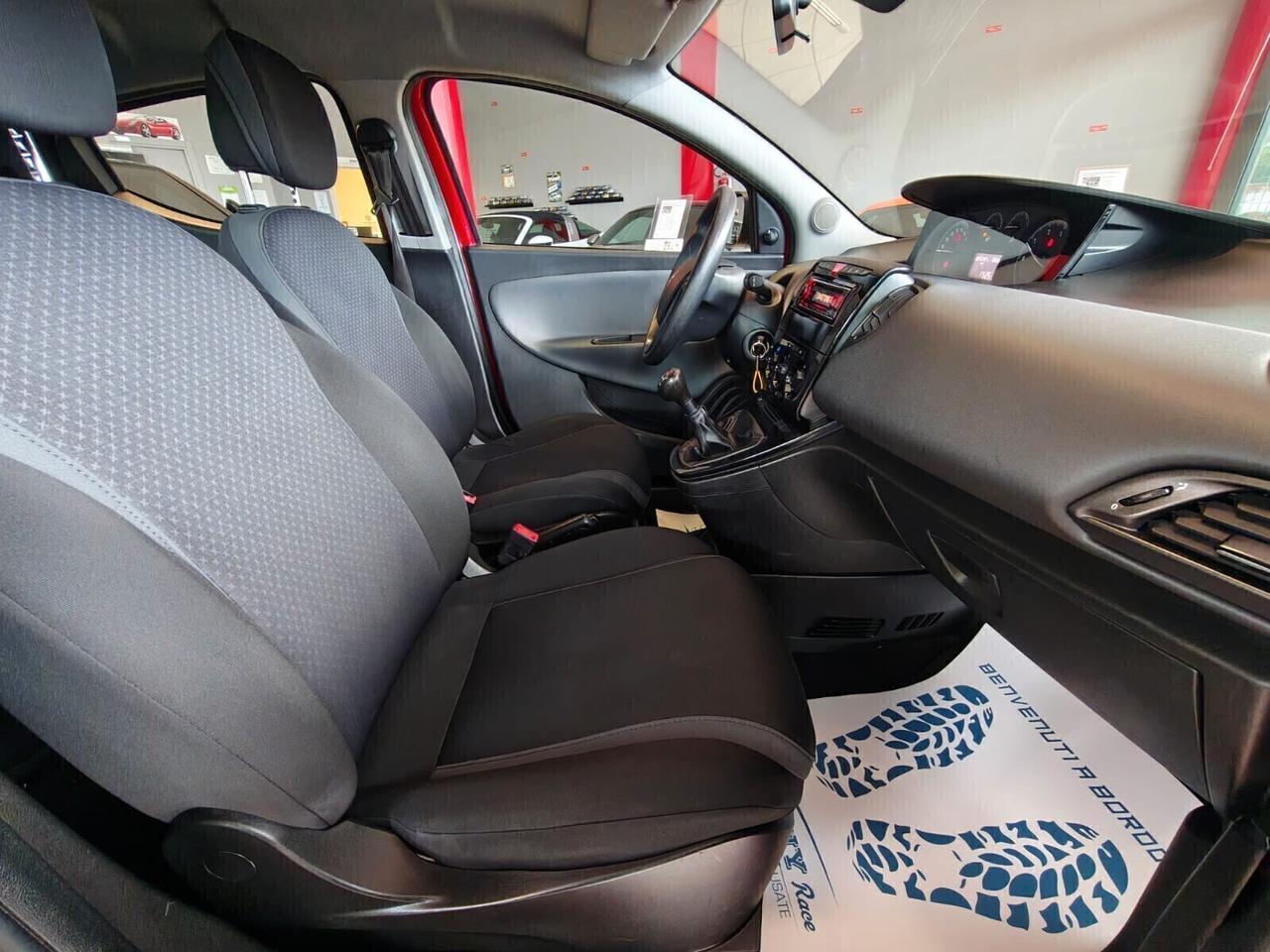 Lancia Ypsilon 1.3 MJT 16V 80 CV 5 porte S&S Platinum