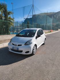 Toyota Aygo 1.0 12V VVT-i 5 porte Active Connect