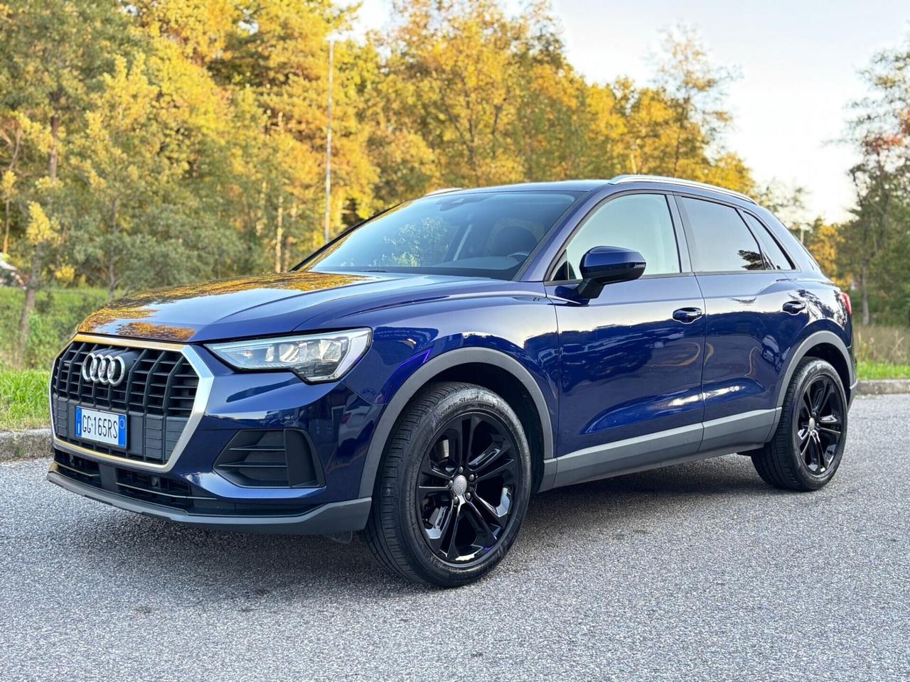 Audi Q3 S tronic quattro NAVI CARPLAY LED CERCHI NERI TOP