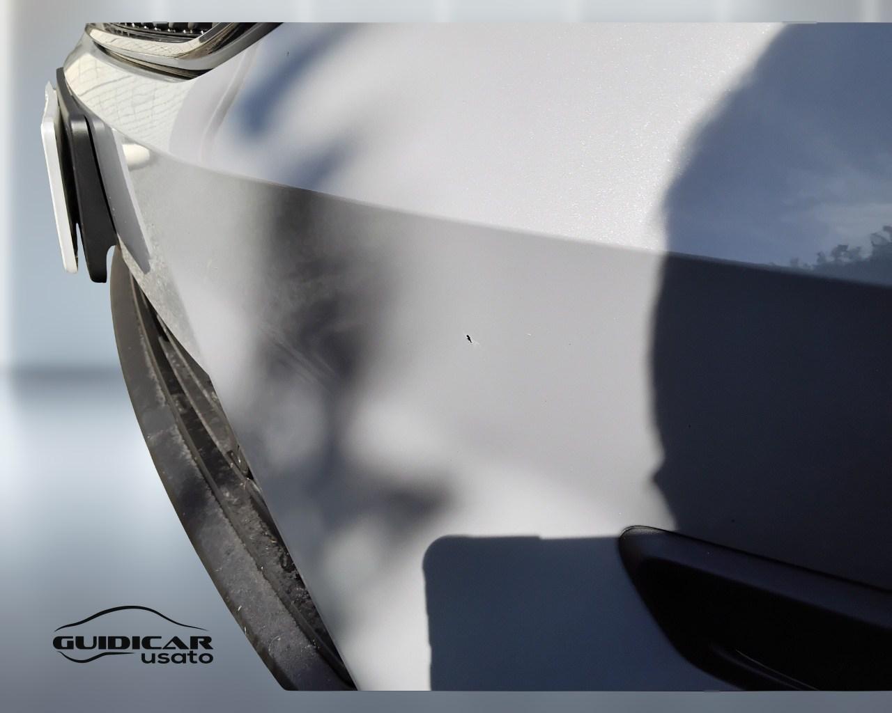 VOLVO XC40 2023 - XC40 1.5 t2 Essential auto