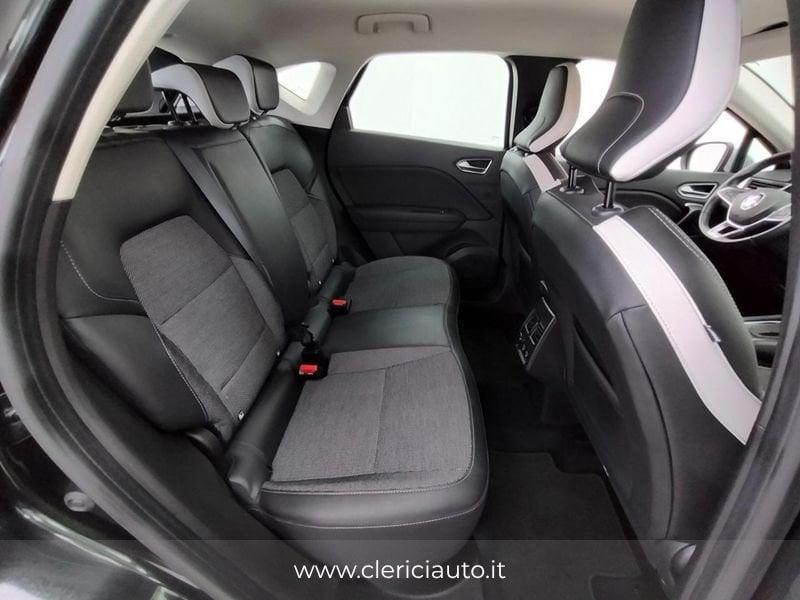 Renault Captur Blue dCi 115 CV EDC Intens