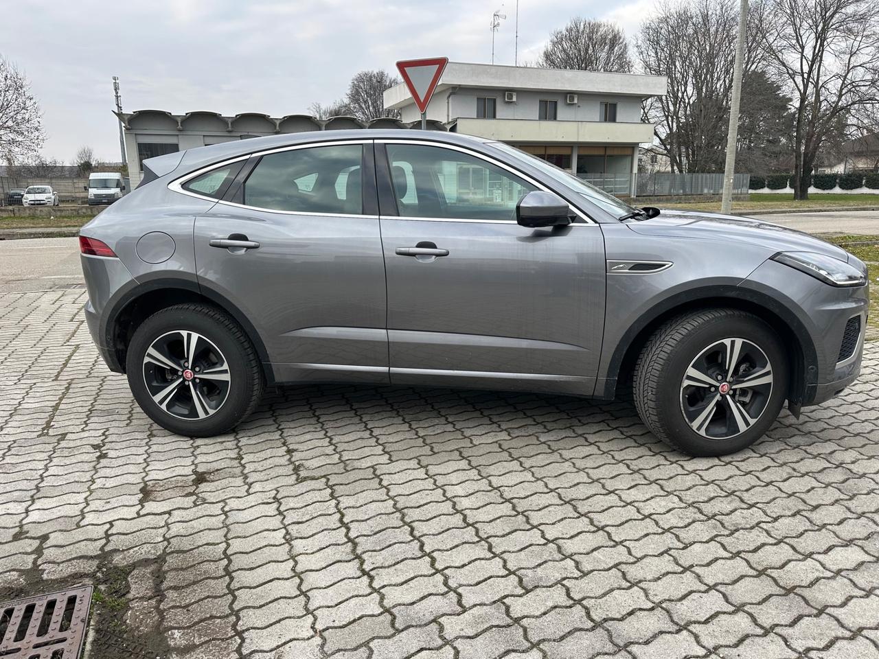 Jaguar E-Pace 2.0D I4 163 CV AWD Auto R-Dynamic S