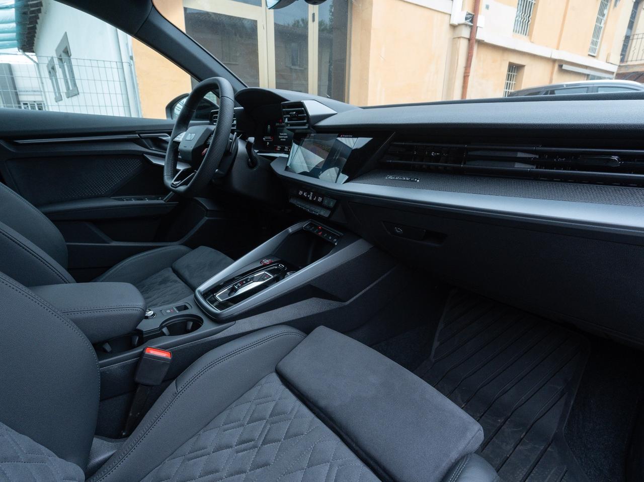 Audi A3 RS 3 SPB TFSI quattro S tronic