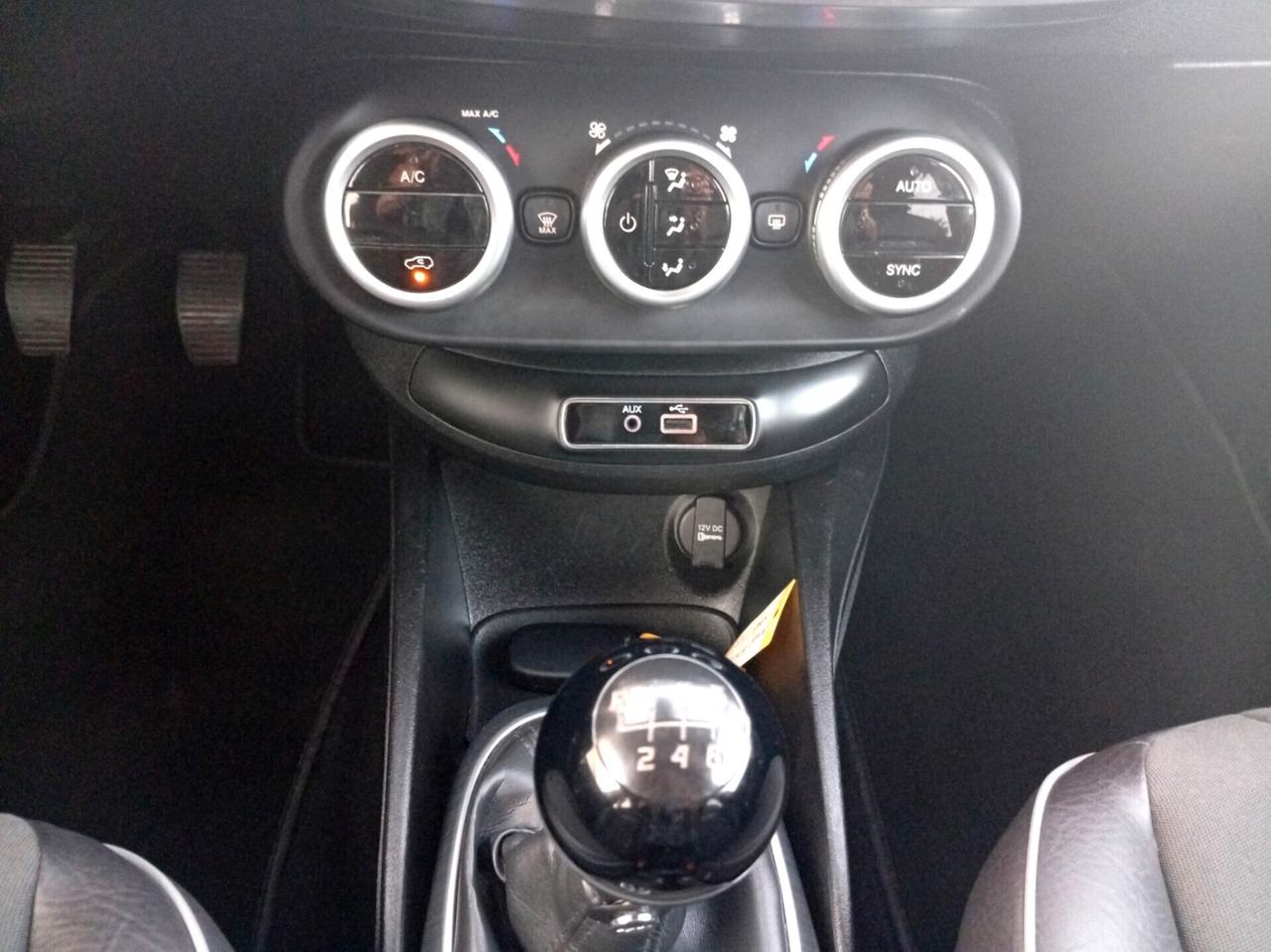 Fiat 500X 1.6 Mjt 120 CV Lounge Xenon Cruise control Keyless