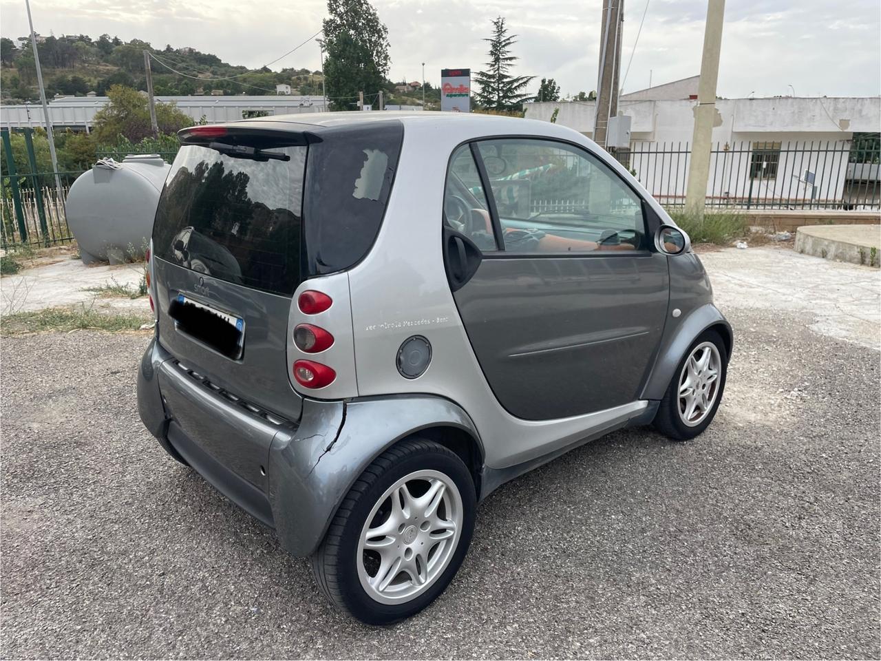 Smart 700 city-coupé pure (45 kW)