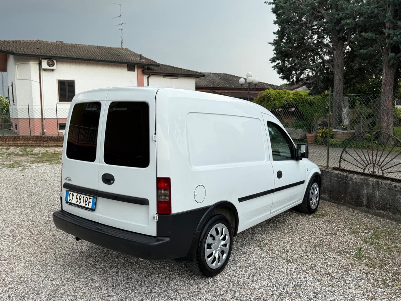 Opel Combo 1.7 CDTI 101CV 3p. Van