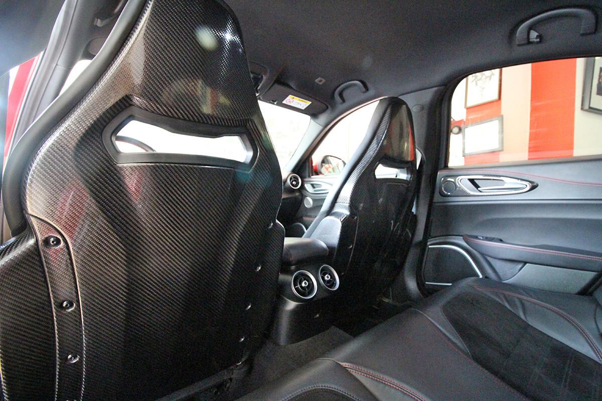 Alfa Romeo Giulia Quadrifoglio MANUALE 2.9 V6 Bi-Turbo