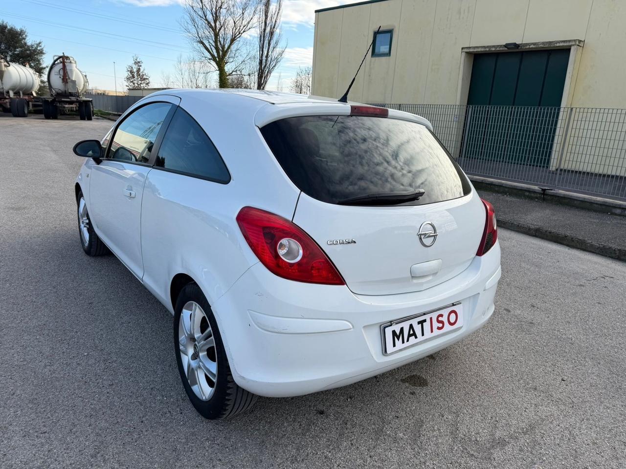 Opel Corsa 1.2 3p 172000 km