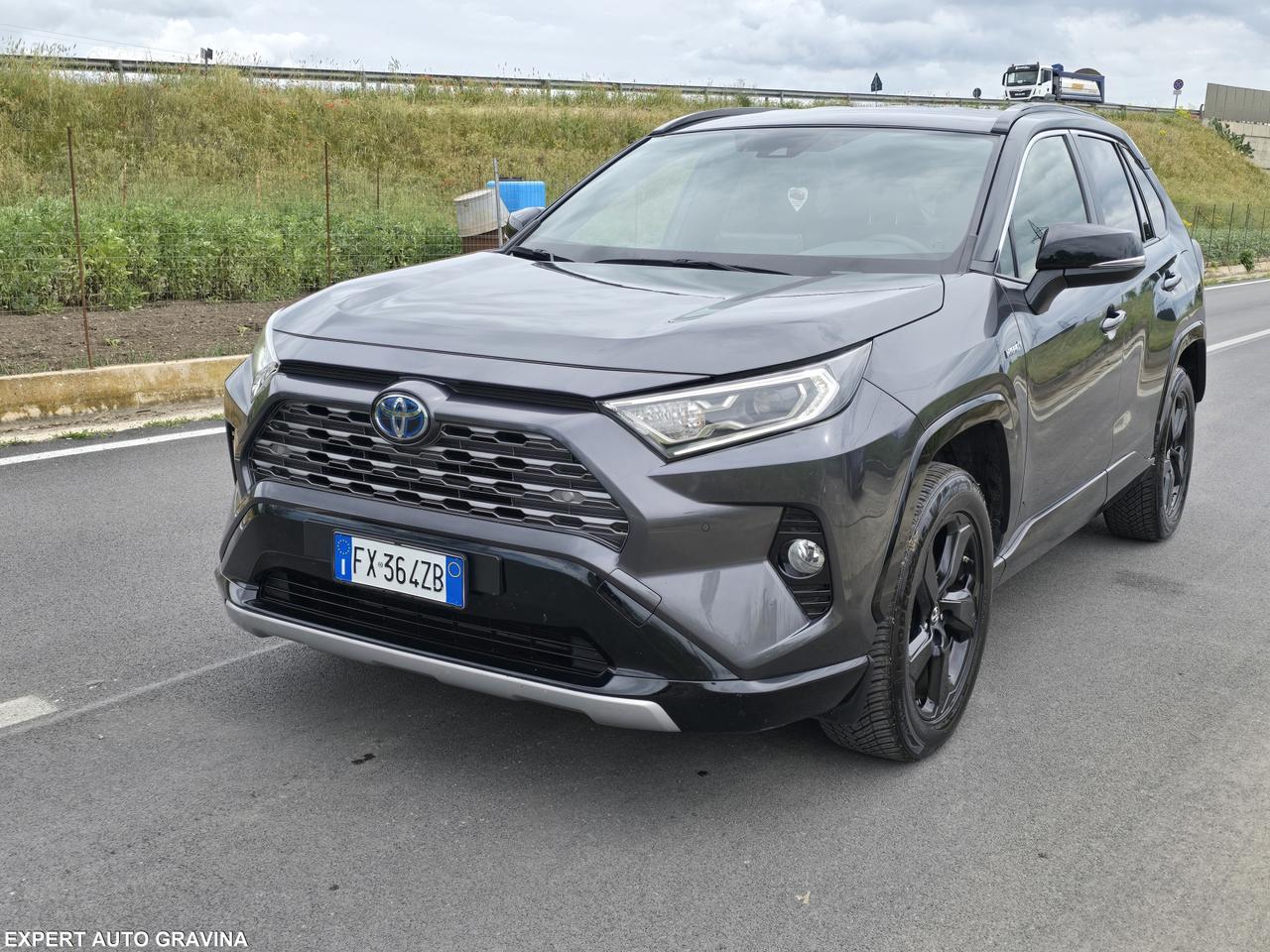 TOYOTA RAV4 STYLE HYBRID