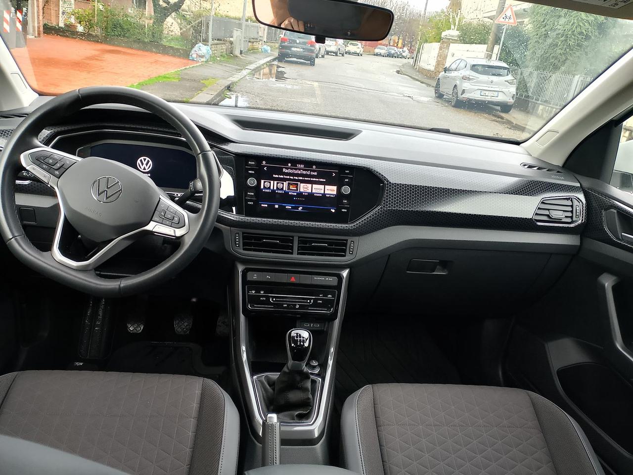 Volkswagen T-Cross Advanced 1.0 TSI