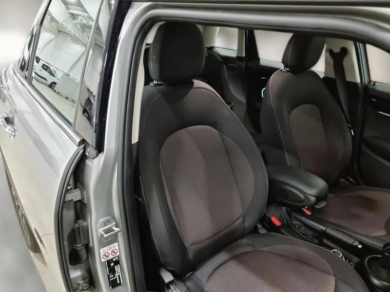 MINI COOPER CLASSIC AUTO 5 PORTE BERLINA