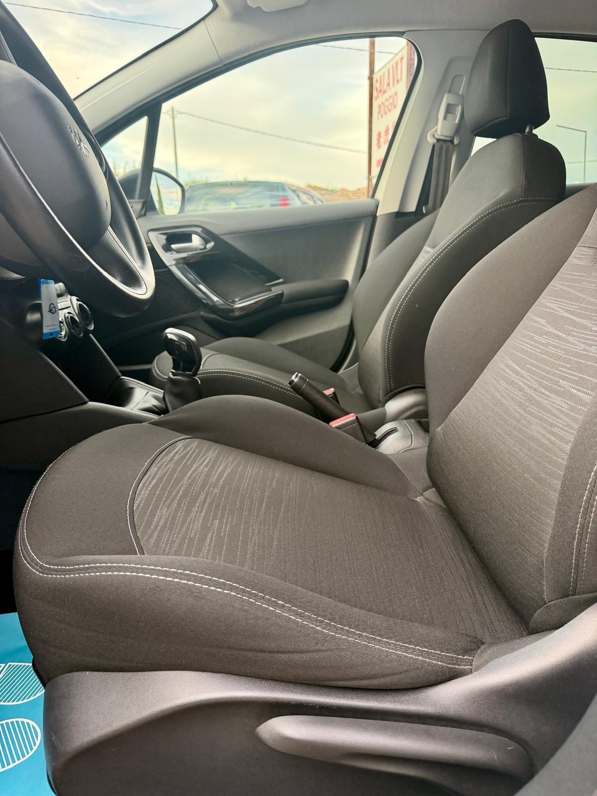 Peugeot 208 1.0 VTi 68 CV 5 porte Access - ok neopatentato