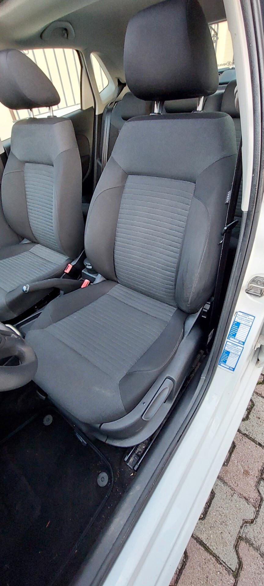 POLO 1,2 BENZINA TETTO APRIBILE X NEOPATENTATI SENSORI DI PARCHEGGIO IMPECCABILE