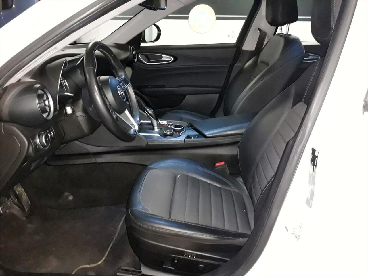 Alfa Romeo Giulia 2.2 Turbodiesel 190 CV AT8 AWD Q4 Executive