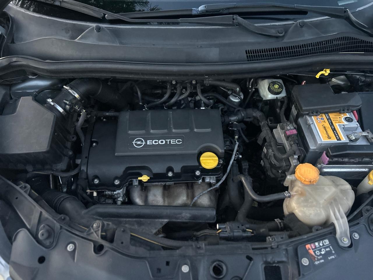 Opel Corsa 1.2 GPL-TECH