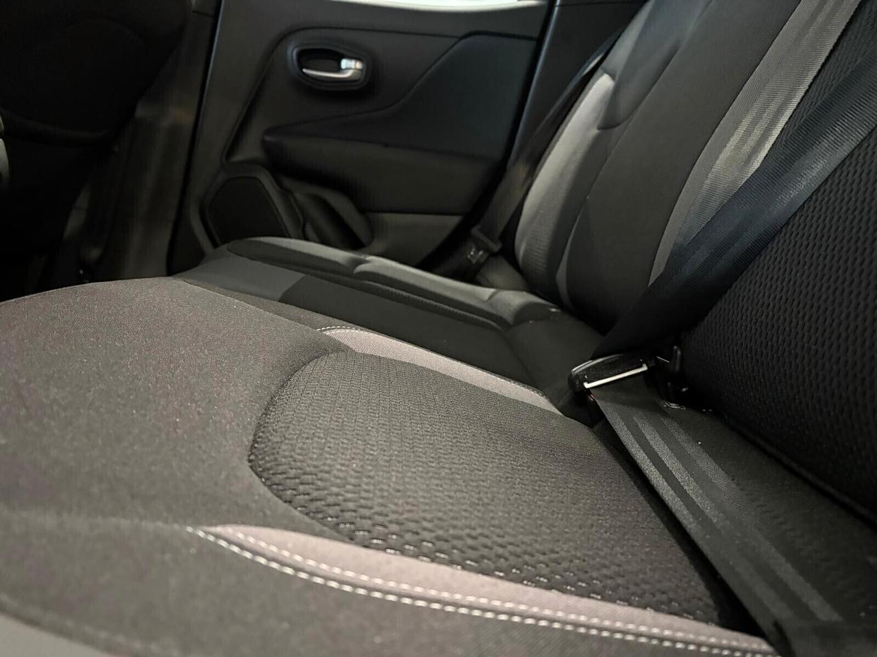 Jeep Renegade LIMITED 1.5 T4 Hybrid MHEV Aut. SPOTICAR