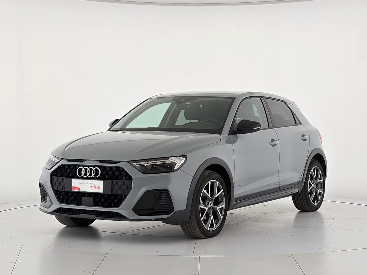 Audi A1 citycarver 30 1.0 tfsi admired 110cv