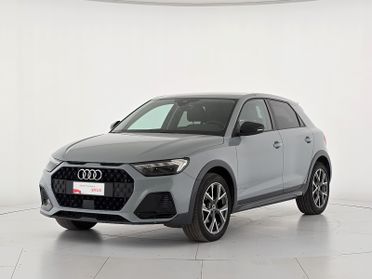 Audi A1 citycarver 30 1.0 tfsi admired 110cv