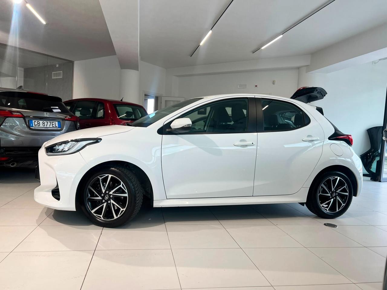 Toyota Yaris 1.5 Hybrid 5 porte Trend