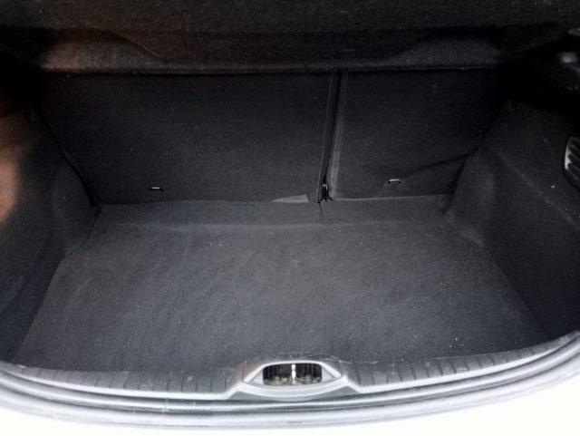 PEUGEOT 208 1.2 VTi 82 CV 5 porte Active *ok neopatentati*