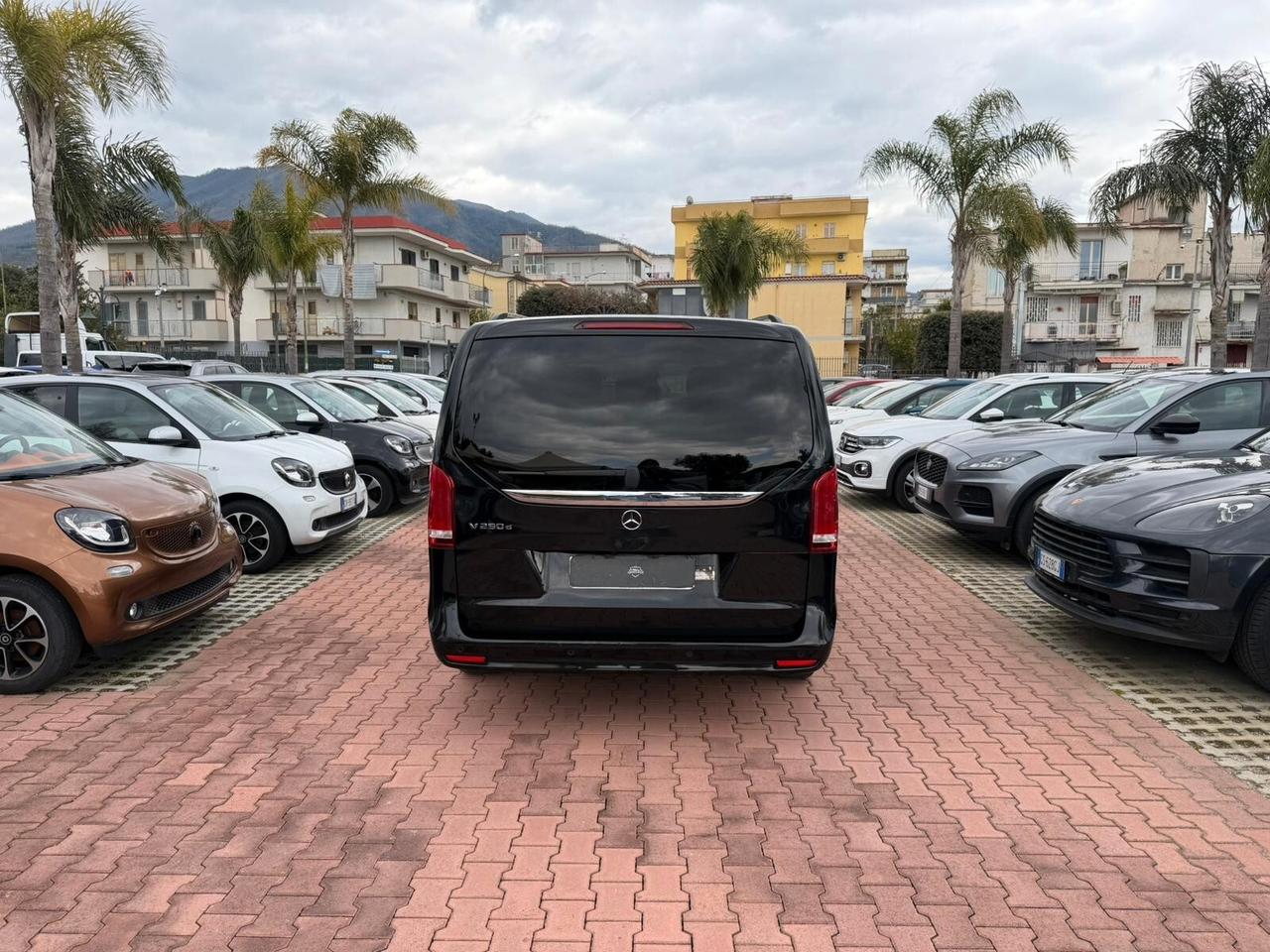 Mercedes-benz V 250 d Automatic Premium Extralong