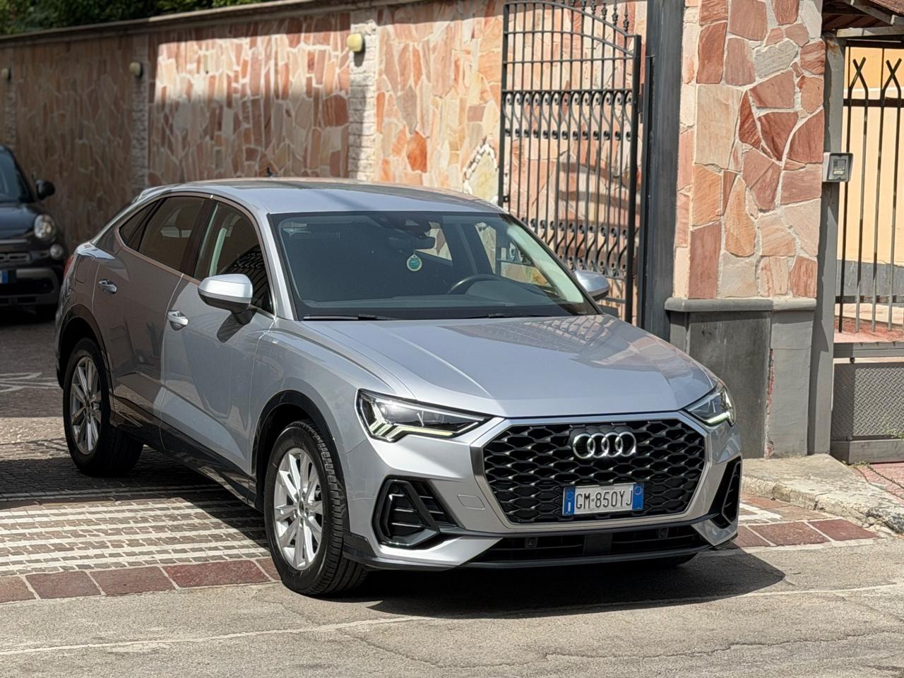 Audi Q3 35 TDI S tronic Business Advanced