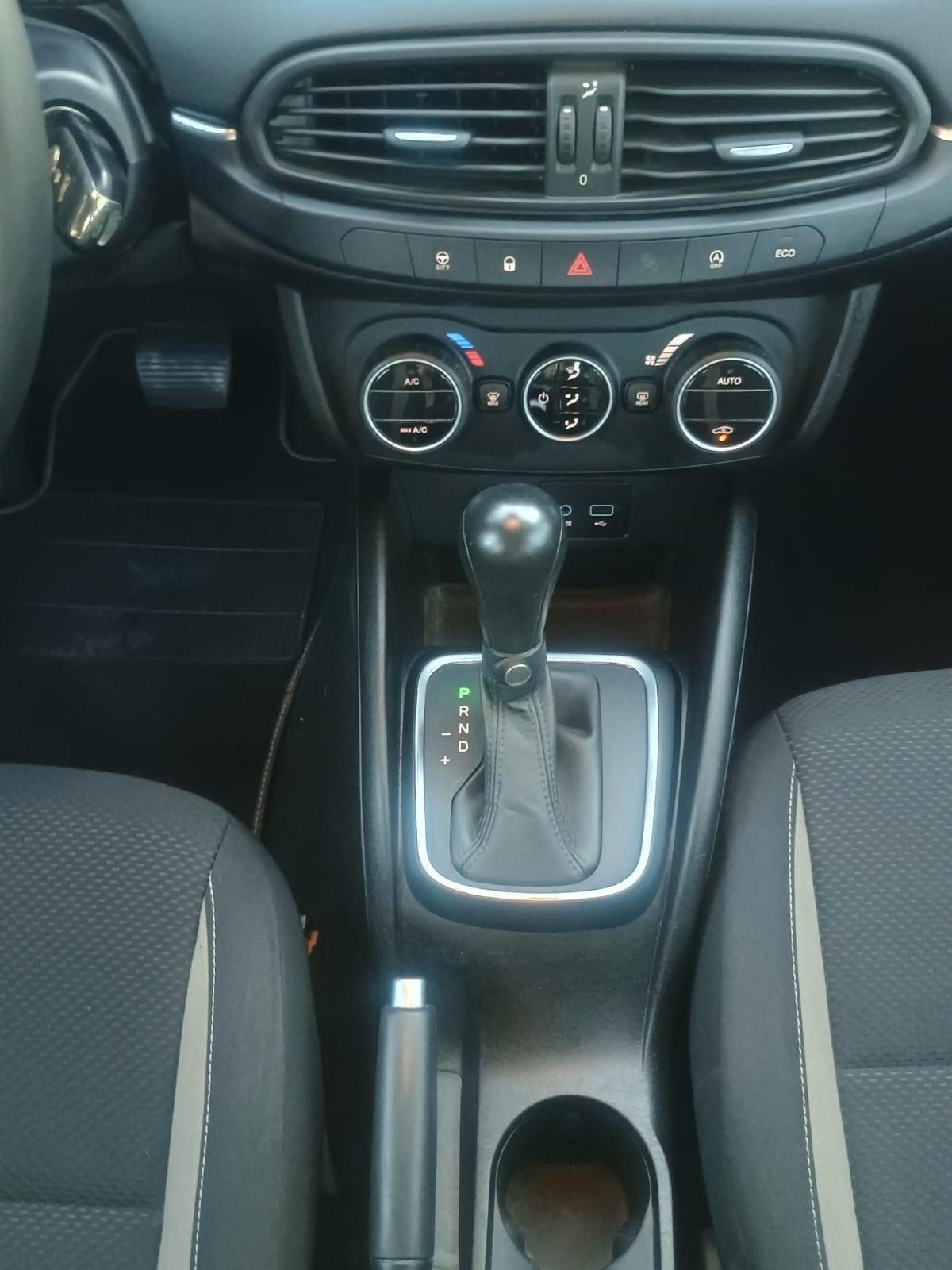 Fiat Tipo 1.6 Mjt S&S 5 porte Lounge