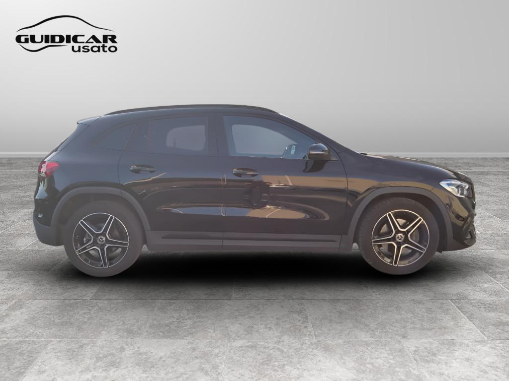 Mercedes-Benz GLA-H247 2020 - GLA 200 d Premium 4matic auto