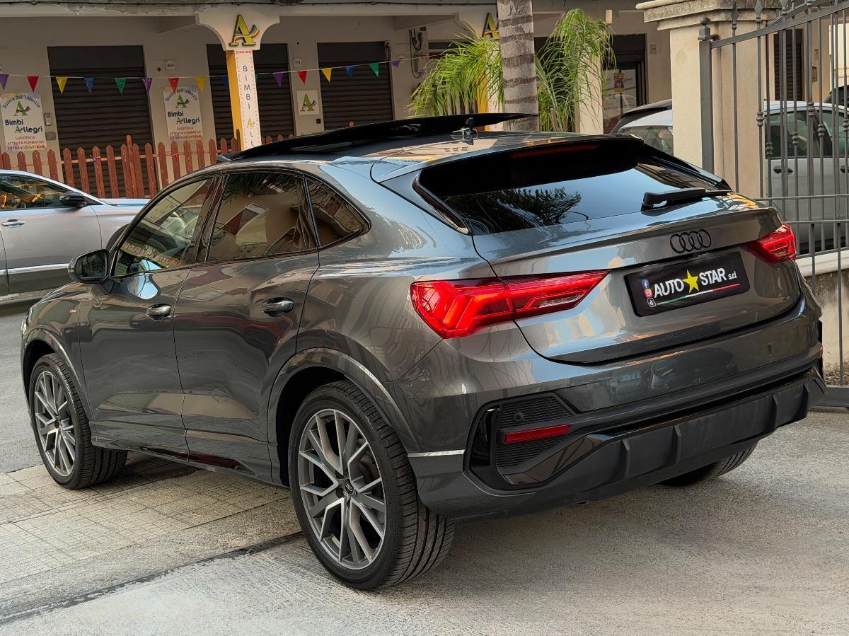 Audi Q3 Sportback 35TDI S-line Identity Black 150CV