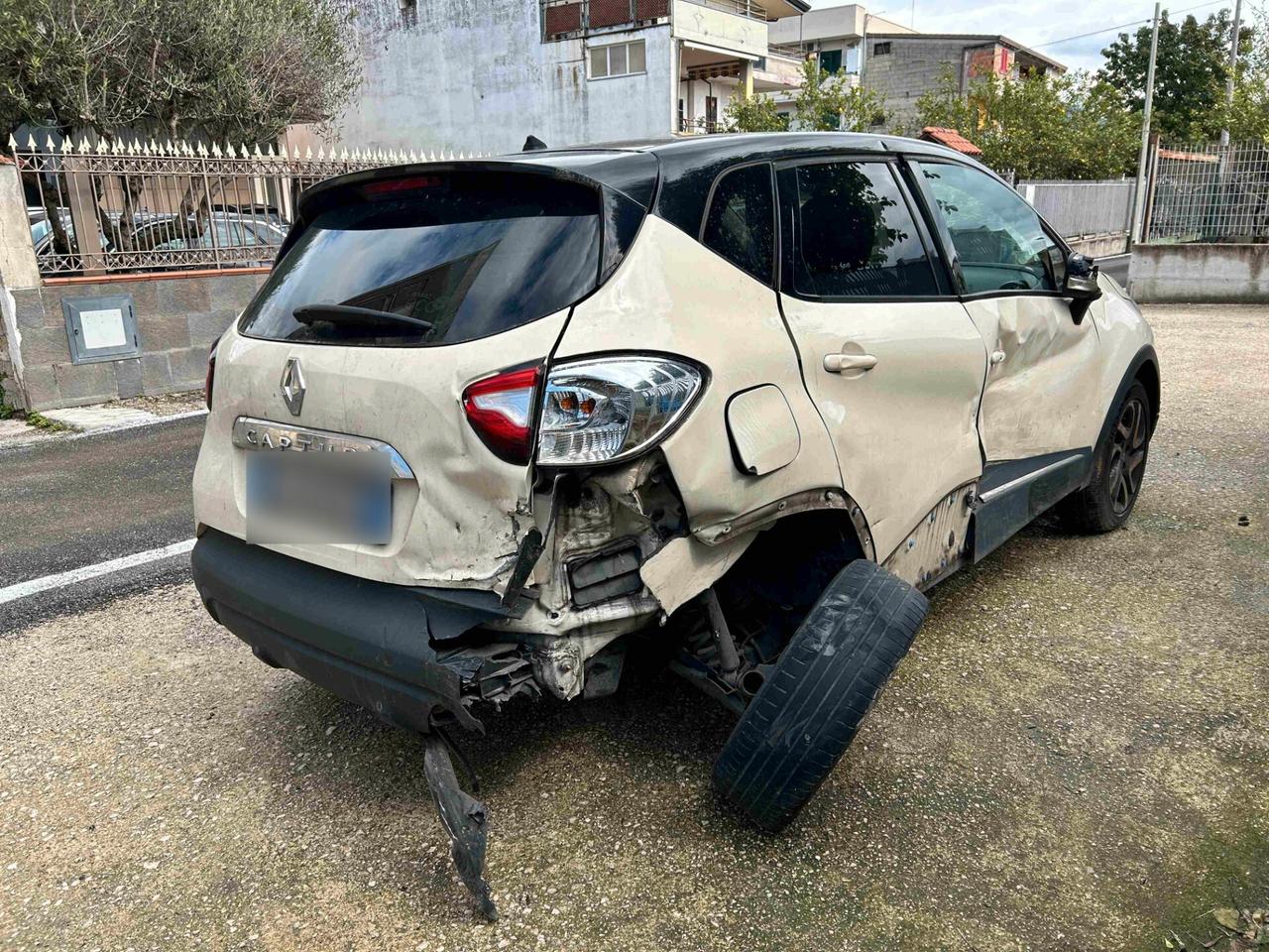 Renault Captur 1.5 dCi 90CV - 2015 Incidentata
