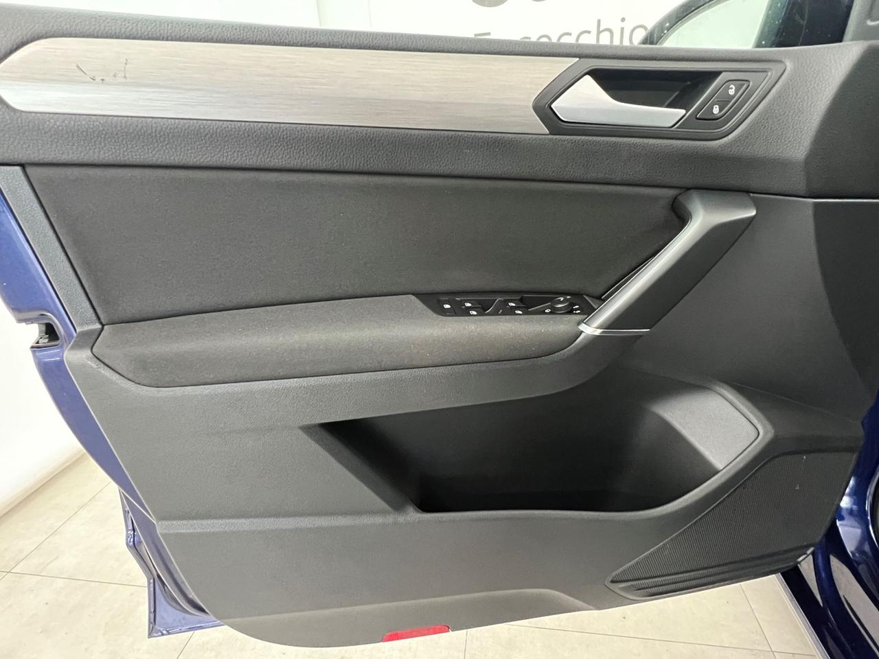 VOLKSWAGEN Touran III 2015 Touran 2.0 tdi Business 122cv