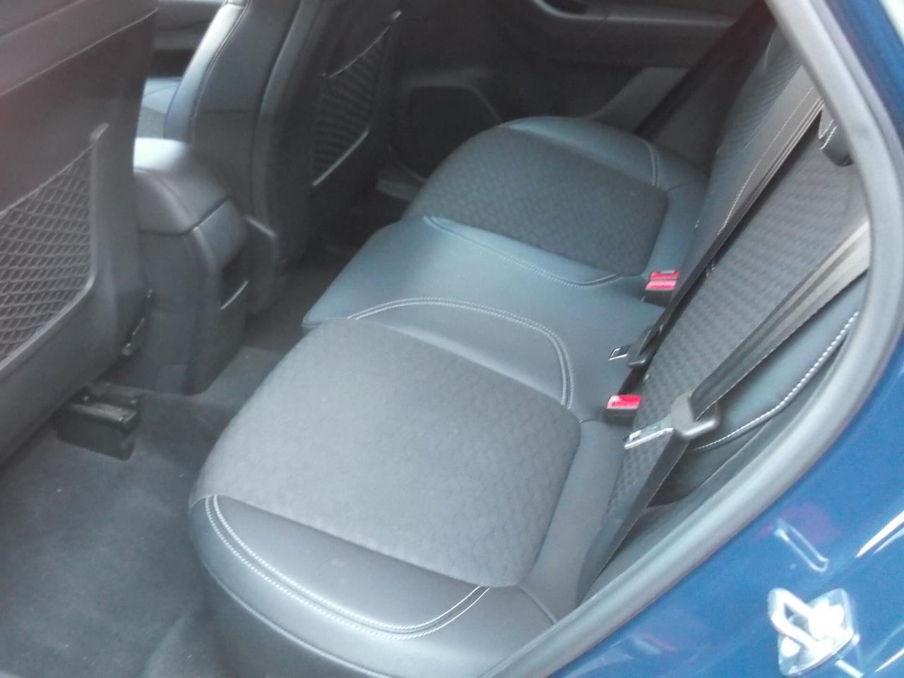 Ford Puma 1.0 EcoBoost Hybrid 125 CV S&S Titanium - 30